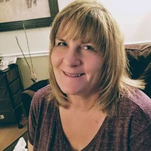 Meet your Posher, Connie